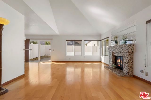 8821 Penridge Place, Inglewood, CA 90305