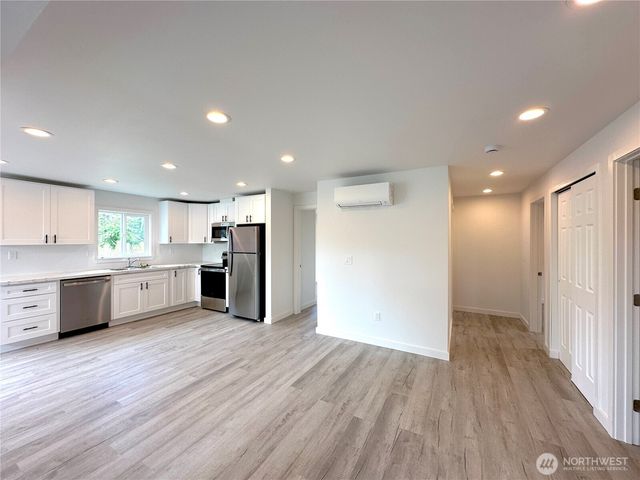 1743 SE Crawford Road, Port Orchard, WA 98366
