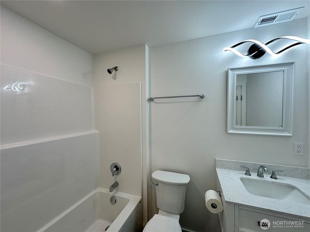 1743 SE Crawford Road, Port Orchard, WA 98366
