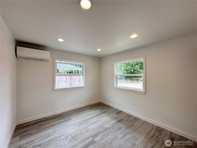 1743 SE Crawford Road, Port Orchard, WA 98366