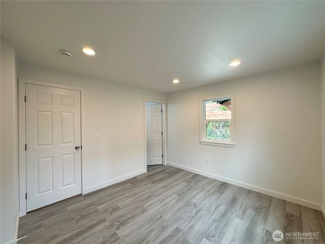1743 SE Crawford Road, Port Orchard, WA 98366