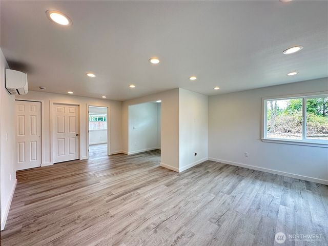 1743 SE Crawford Road, Port Orchard, WA 98366
