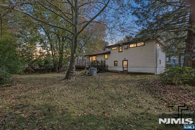 60 Otoole Street, Westwood, NJ 07675