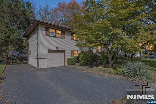 60 Otoole Street, Westwood, NJ 07675