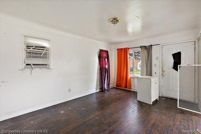 12047 Robson Street, Detroit, MI 48227