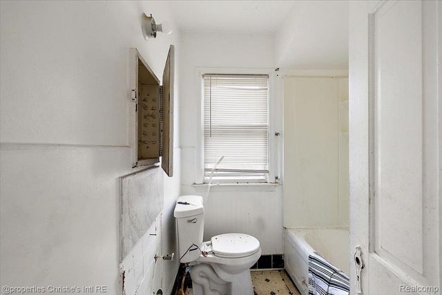 12047 Robson Street, Detroit, MI 48227