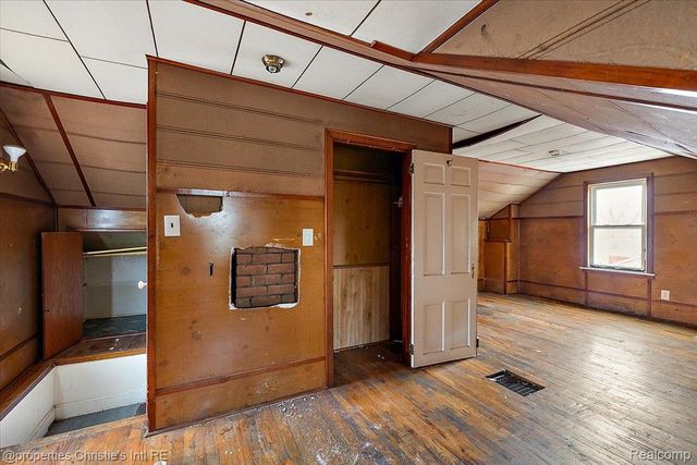 12047 Robson Street, Detroit, MI 48227