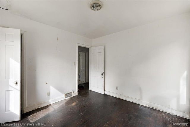 12047 Robson Street, Detroit, MI 48227