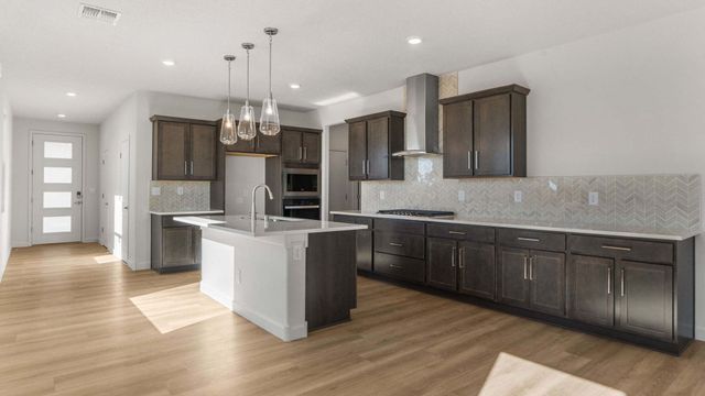 3844 Chitalpa, Santa Fe, NM 87507