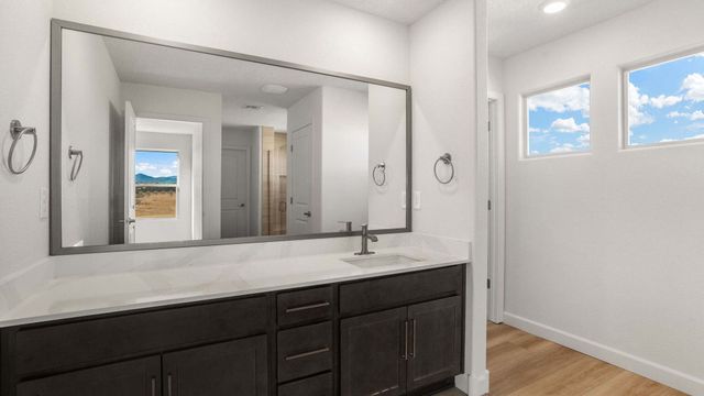 3844 Chitalpa, Santa Fe, NM 87507