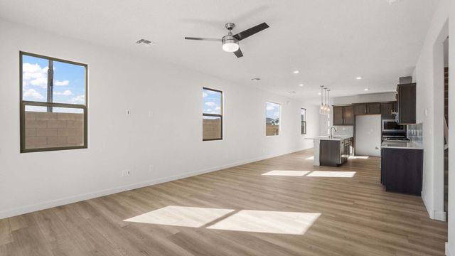 3844 Chitalpa, Santa Fe, NM 87507