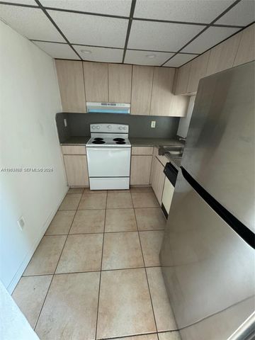 11790 SW 18th St 304-3, Miami, FL 33175