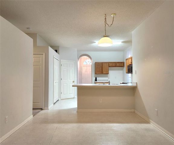 10232 GRANT CREEK DRIVE, Tampa, FL 33647