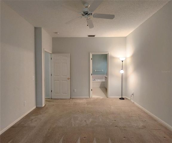 10232 GRANT CREEK DRIVE, Tampa, FL 33647