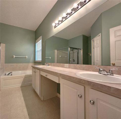 10232 GRANT CREEK DRIVE, Tampa, FL 33647