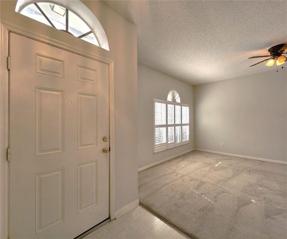 10232 GRANT CREEK DRIVE, Tampa, FL 33647