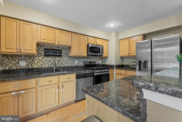 12346 FIELD LARK CT, Fairfax, VA 22033