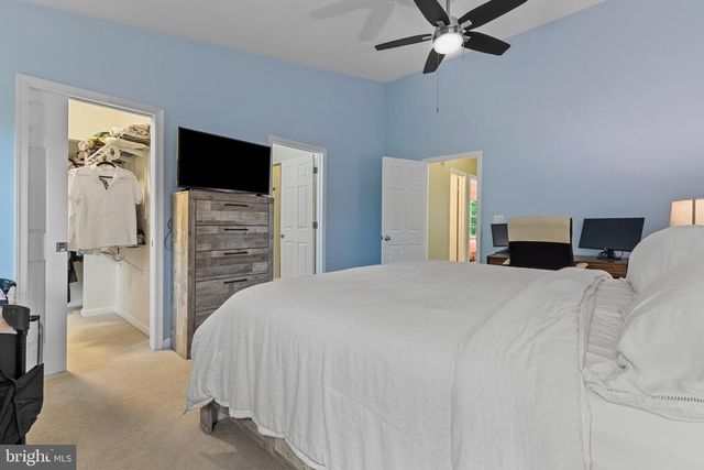 12346 FIELD LARK CT, Fairfax, VA 22033