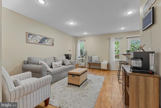 12346 FIELD LARK CT, Fairfax, VA 22033