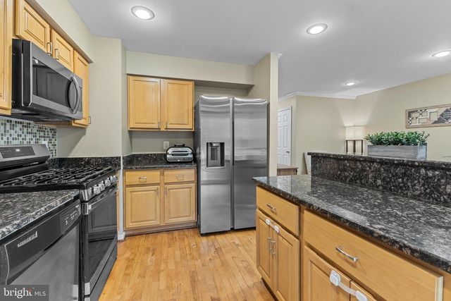12346 FIELD LARK CT, Fairfax, VA 22033