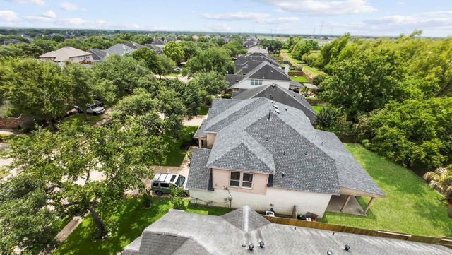6914 Grants Hollow Ln, Richmond, TX 77407