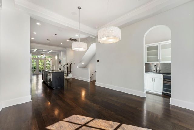 130 Gateway Park Place, The Woodlands, TX 77380