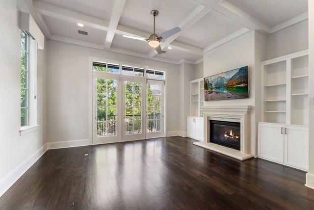 130 Gateway Park Place, The Woodlands, TX 77380