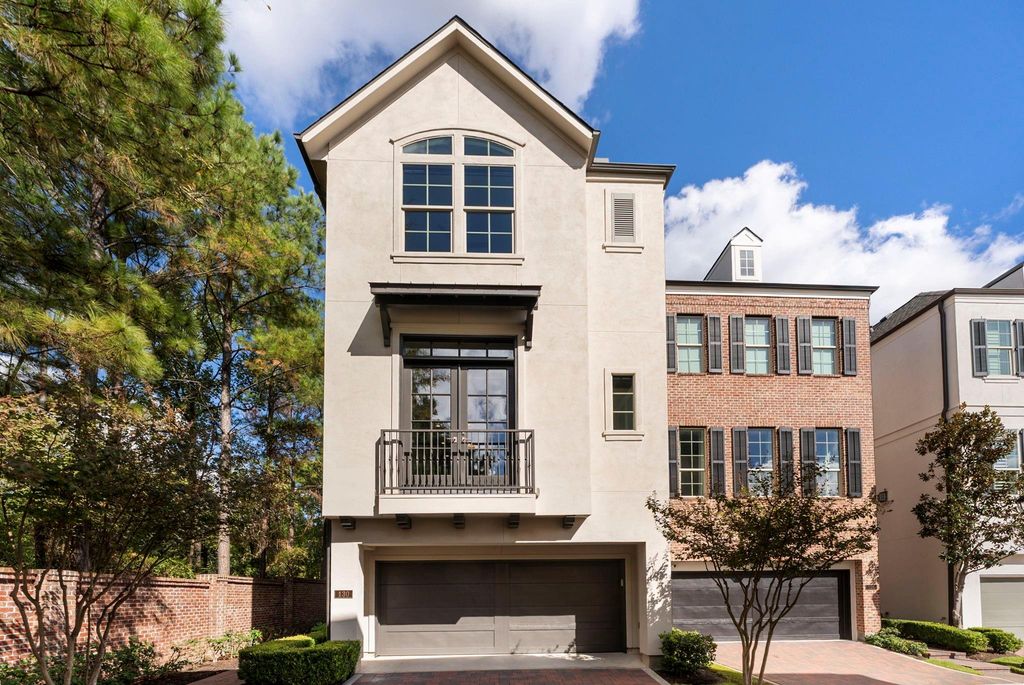 130 Gateway Park Place, The Woodlands, TX 77380