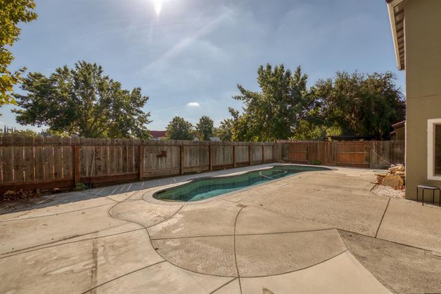 1485 Jubal Ct, Oakdale, CA 95361