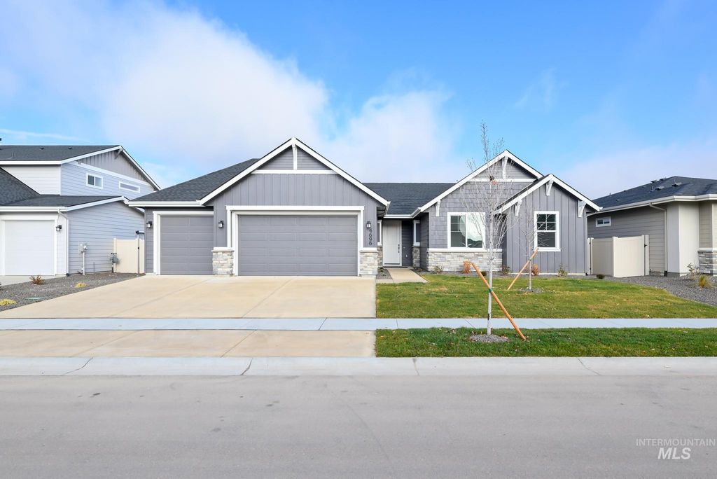 4696 E Pondera Dr, Nampa, ID 83687
