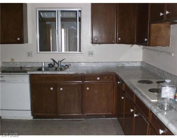 332 Huntly Road, Las Vegas, NV 89145