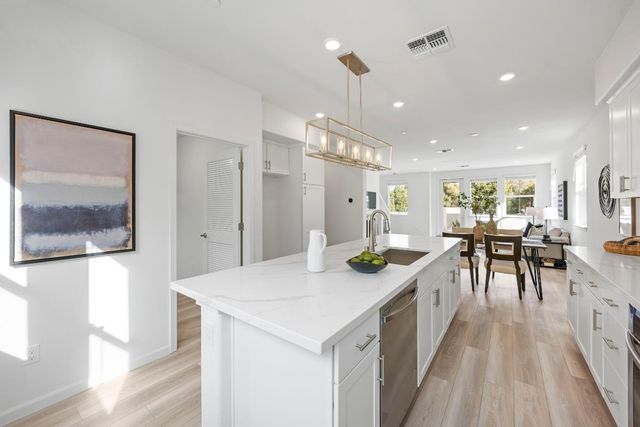 3775 Castro Valley Boulevard, Castro Valley, CA 94546