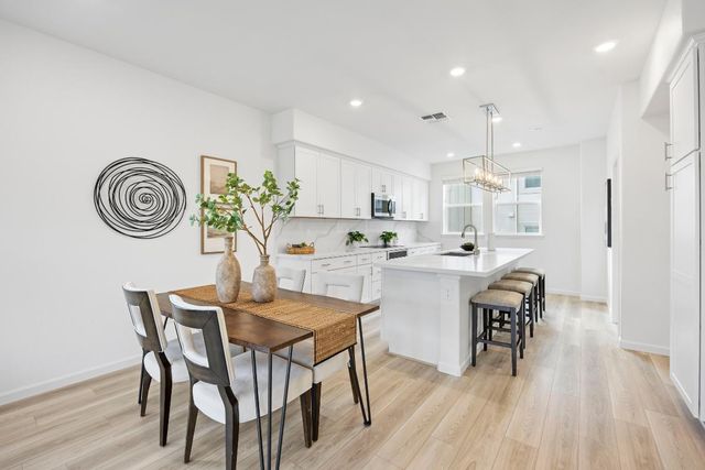 3775 Castro Valley Boulevard, Castro Valley, CA 94546