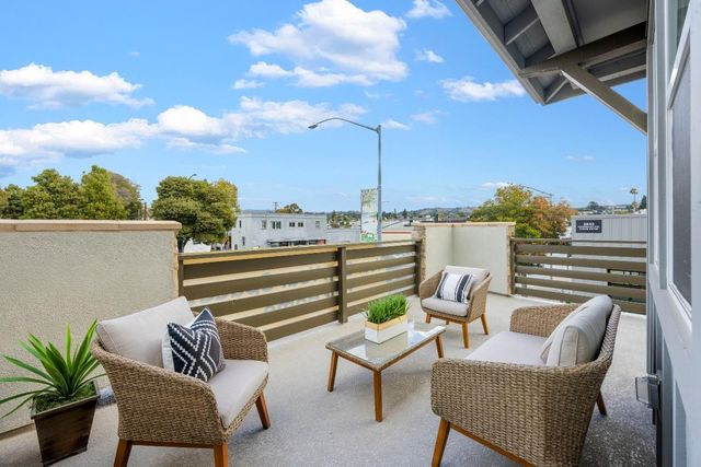 3775 Castro Valley Boulevard, Castro Valley, CA 94546