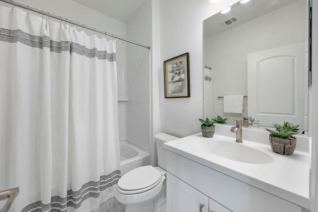 3775 Castro Valley Boulevard, Castro Valley, CA 94546