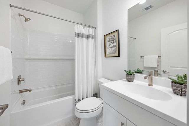 3775 Castro Valley Boulevard, Castro Valley, CA 94546