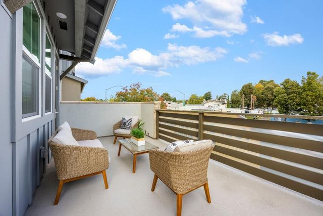 3775 Castro Valley Boulevard, Castro Valley, CA 94546