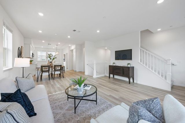 3775 Castro Valley Boulevard, Castro Valley, CA 94546