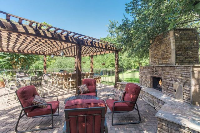 10440 Deerwood 02-0215, Houston, TX 77042