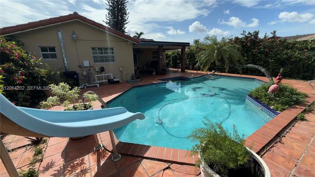 1542 SW 138th Court, Miami, FL 33184