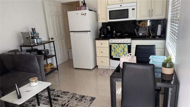 1542 SW 138th Court, Miami, FL 33184