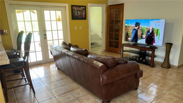 1542 SW 138th Court, Miami, FL 33184