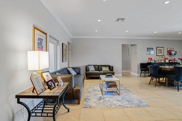 4000 N 36th Avenue, Hollywood, FL 33021