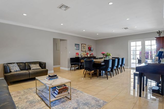 4000 N 36th Avenue, Hollywood, FL 33021