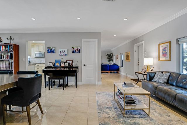 4000 N 36th Avenue, Hollywood, FL 33021