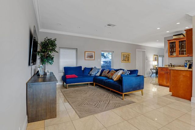 4000 N 36th Avenue, Hollywood, FL 33021