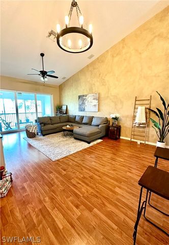 5944 Sand Wedge LN 1106, Naples, FL 34110