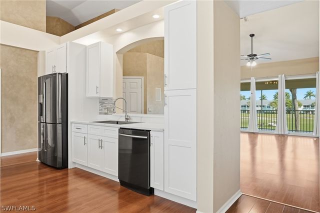 5944 Sand Wedge LN 1106, Naples, FL 34110