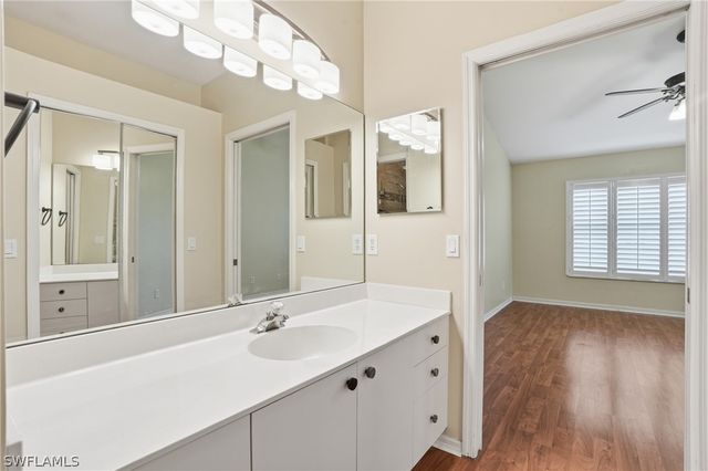 5944 Sand Wedge LN 1106, Naples, FL 34110