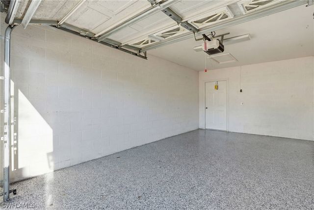 5944 Sand Wedge LN 1106, Naples, FL 34110